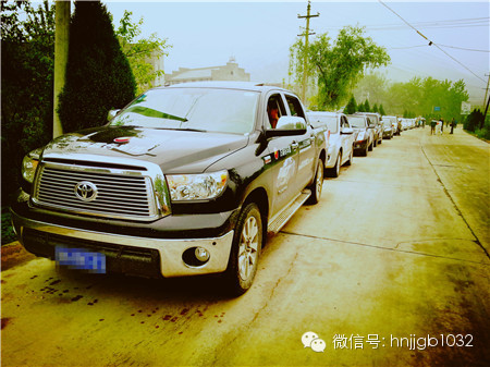長長的車隊(duì)，每次活動(dòng)都是這么給力！