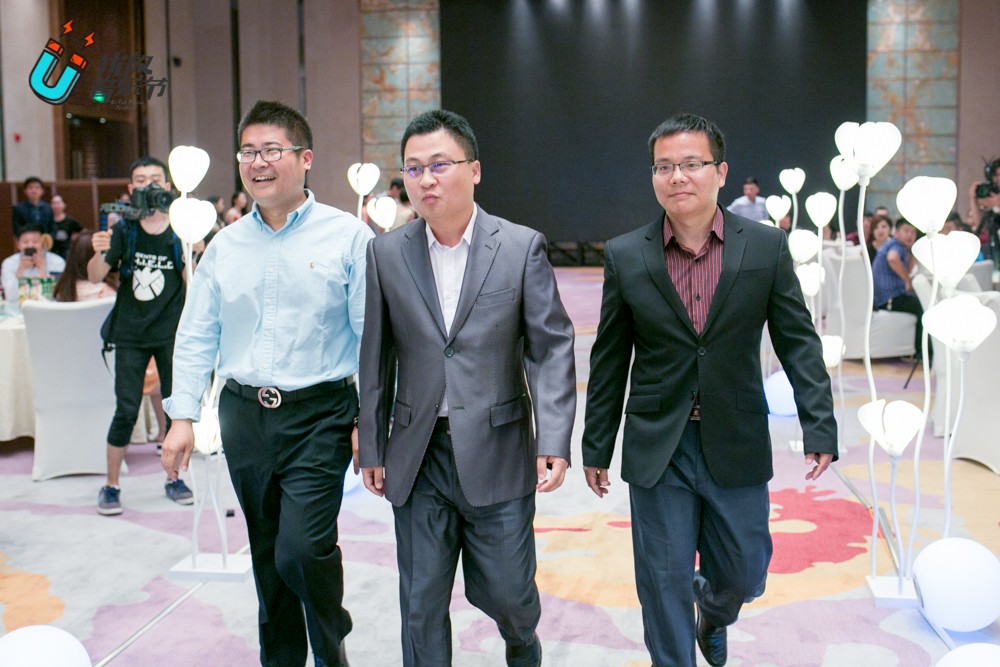 接下來(lái)這一組，人稱“江湖三……”