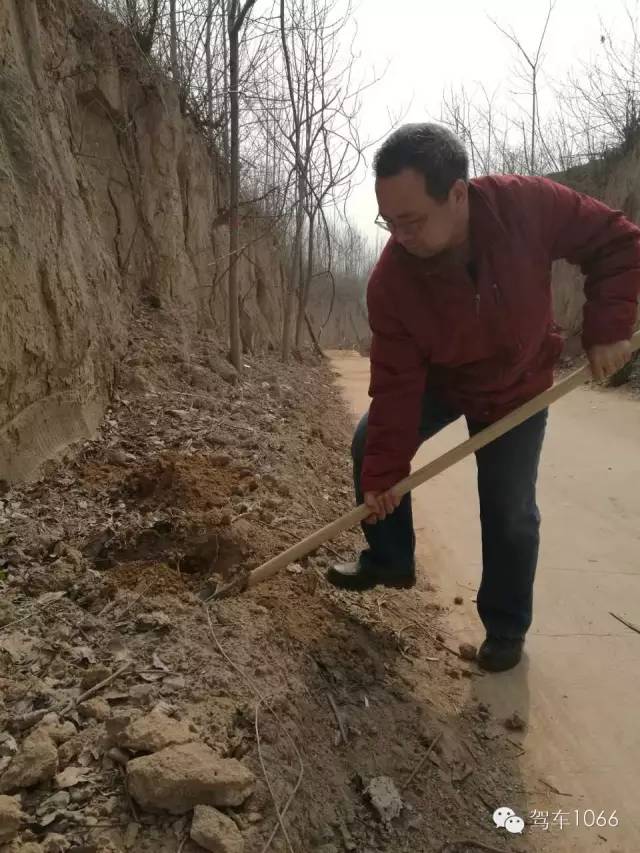 這大叔干起活也是很6呀！