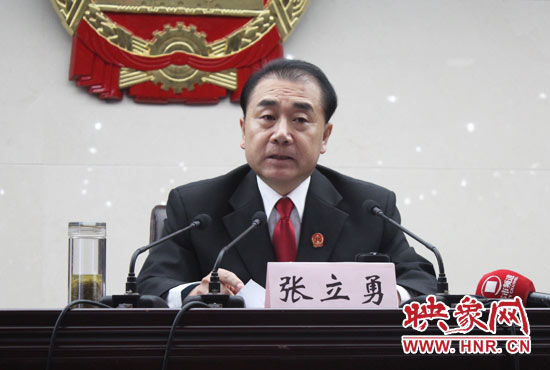 省高院院長張立勇說，全省法院一定要堅定為農民工討薪的立場不動搖