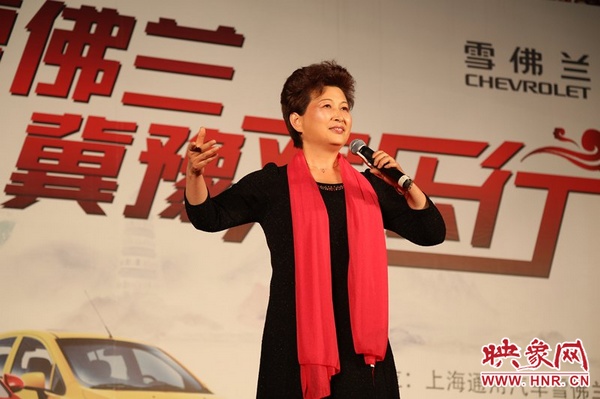 張春榮演唱的《香魂女》選段，博得觀眾陣陣掌聲。