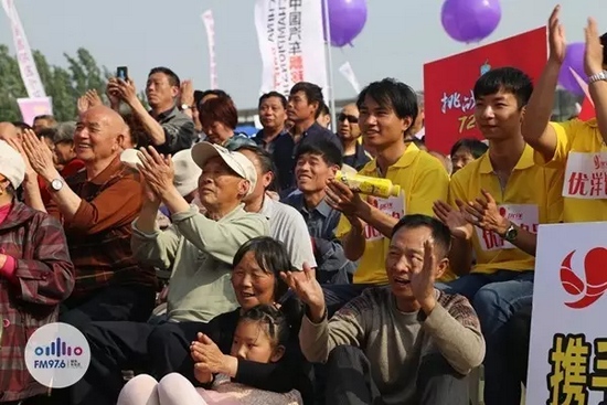 看你們的表情就知道，你們在想，再來一段！