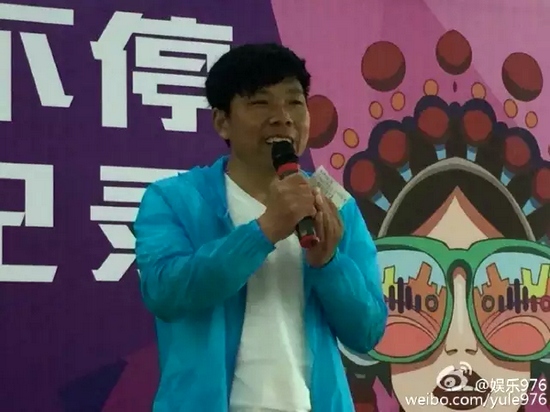 見證挑戰(zhàn)的戲迷代表陳紅森講述自己和戲曲的故事、見證歷史時(shí)刻的心情。