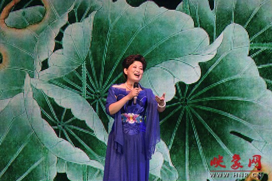 河南電臺戲曲廣播《票友排行榜》2010年冠軍張春榮演唱豫劇《香魂女》選段——“送環(huán)環(huán)自由身另選佳婿”