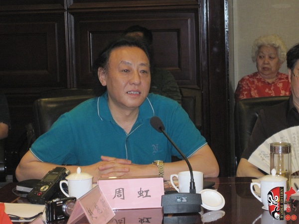 河南省音樂家協(xié)會(huì)主席、著名作曲家周虹