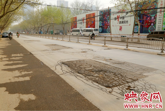 南陽路因為地鐵將要施工而暫緩大修。