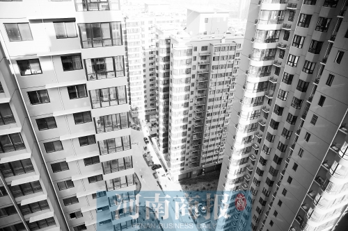 今年鄭州在商品房小區(qū)、經(jīng)適房小區(qū)內(nèi)配建的公租房，將面向社會(huì)輪候供應(yīng) 楊東華/攝