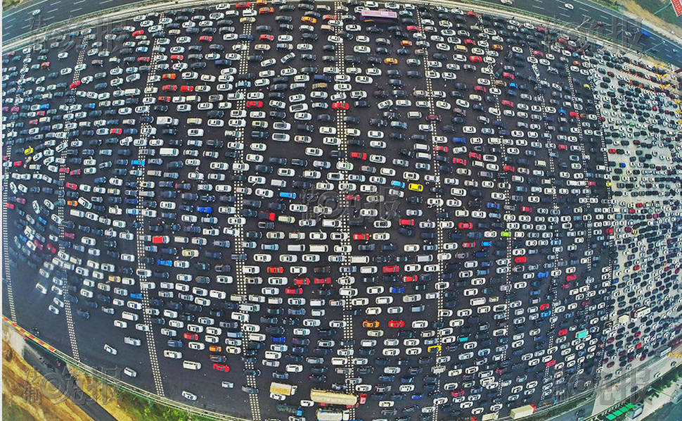 滯留車輛航拍圖。