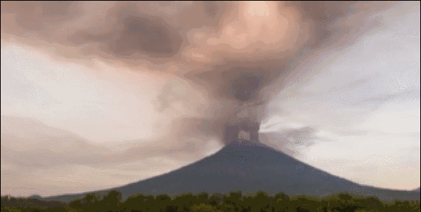 巴厘島火山爆發(fā)預警 河南776名游客滯留
