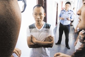 家屬沉默悲痛，不愿提起更多。