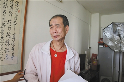 嫖娼事件后，區(qū)少坤向記者訴說委屈，他說：“這是一個圈套”。李根 攝