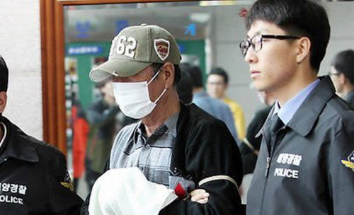資料圖片：韓國(guó)檢方和警方聯(lián)合調(diào)查本部15日對(duì)“世越”號(hào)客輪的15名船員進(jìn)行逮捕起訴。