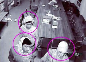 印度警方15日說，當(dāng)局已確認(rèn)涉嫌輪奸七旬修女的部分嫌疑人身份，正懸賞10萬盧比（約1500美元）通緝