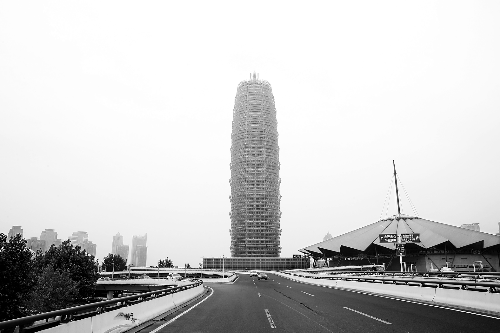 在鄭東新區(qū)CBD，“虛擬辦公室”業(yè)務(wù)已悄然出現(xiàn)　河南商報首席記者 楊東華/攝