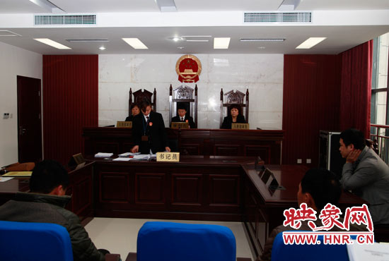 11月13日，金水區(qū)法院集中宣判了6起拖欠農(nóng)民工工資案件。