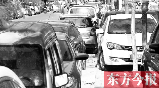 鄭州停車位緊張，給愛車找個(gè)車位每天都在考驗(yàn)著車主的智慧