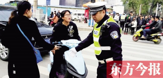 昨日，鄭州市交巡警“百日行動”首日