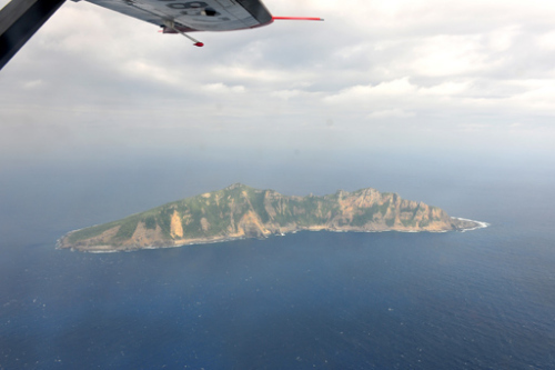 海監(jiān)飛機釣魚島遭攔截