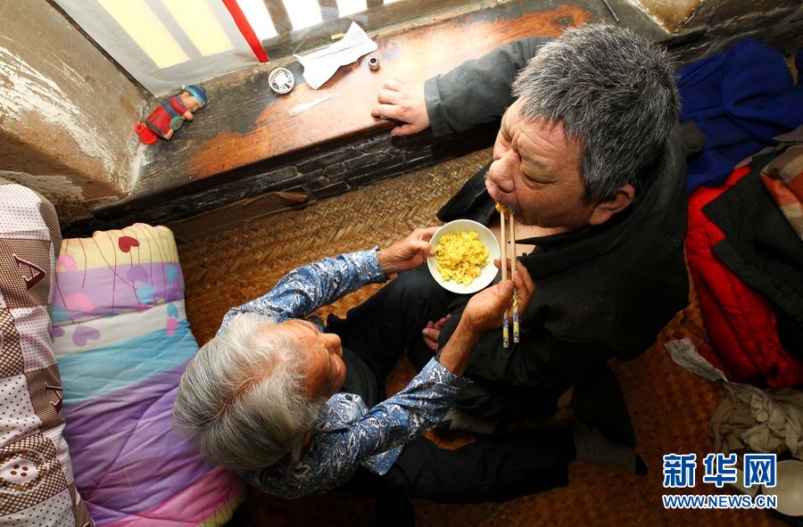 那些年，感動(dòng)過(guò)我們的母親