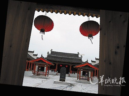 歙縣徽州府衙正堂，還原徽州古城舊貌的標志 李健 攝