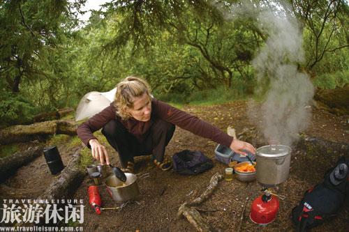 　　野外探險(xiǎn)