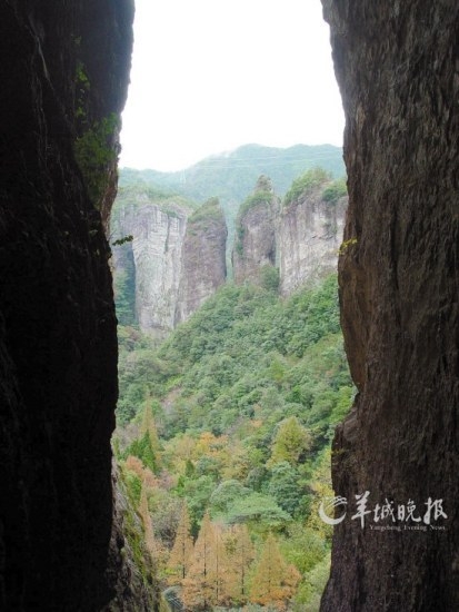 雁蕩山以奇峰、瀑布著稱。