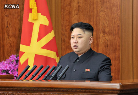 據(jù)朝中社報道，朝鮮最高領(lǐng)導人金正恩1日發(fā)表2013年新年賀詞。