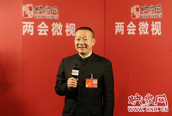 全國人大代表劉文新接受映象網(wǎng)“兩會微視”訪談。