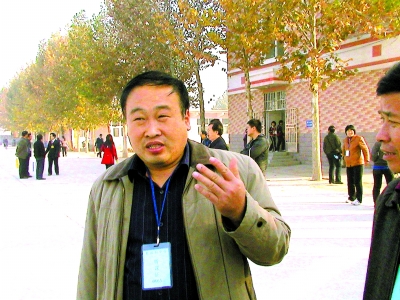 張偉生前照片。胡恩來攝