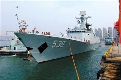 中國導彈護衛(wèi)艦煙臺艦——滿載排水量4000余噸，艦長134.1米，艦寬16米，是我國自主設計、研制的
