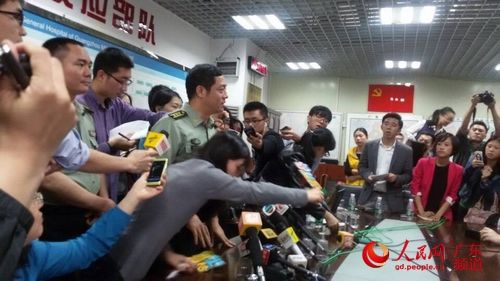 廣州軍區(qū)廣州總醫(yī)院發(fā)布會(huì)現(xiàn)場。