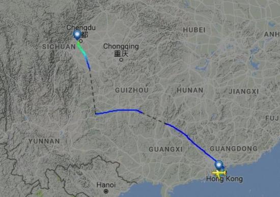  圖片來(lái)自航空網(wǎng)站flightradar24，圖顯示飛機(jī)安全降落成都