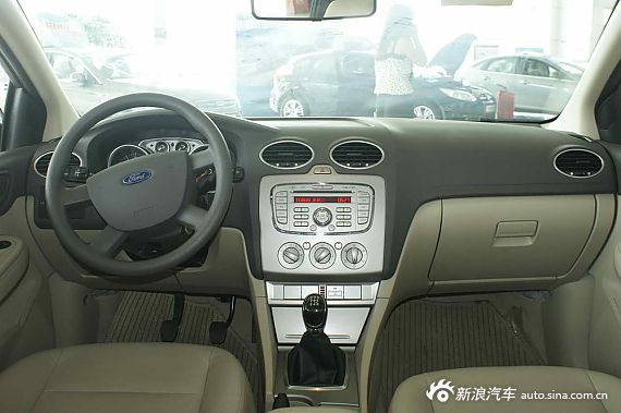 ?？怂箖蓭?jīng)典1.8MT 時(shí)尚型