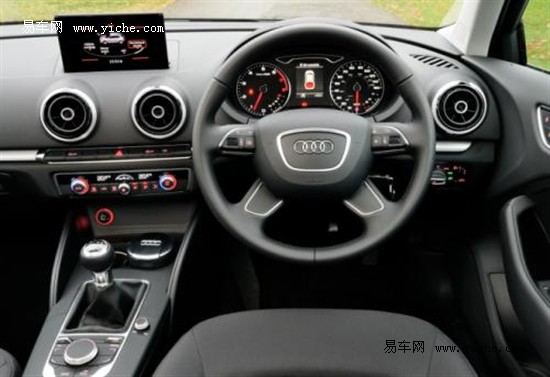 新奧迪A3三門版