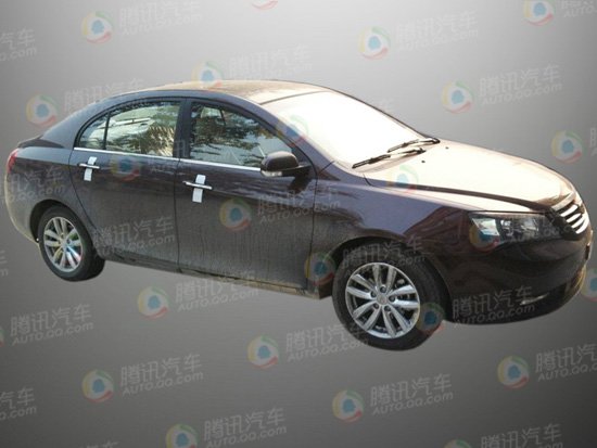 吉利帝豪EC7 1.3T車(chē)型諜照