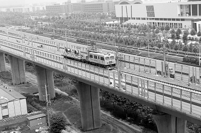 開城鐵建成通車之后，將開行時速200公里的動車組，屆時，鄭州到開封的用時將縮短為19分鐘