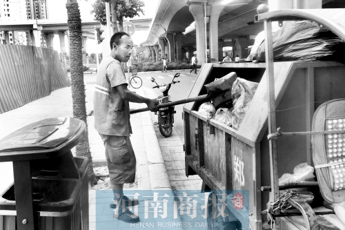 隱形富豪李國全，心甘情愿做個環(huán)衛(wèi)工