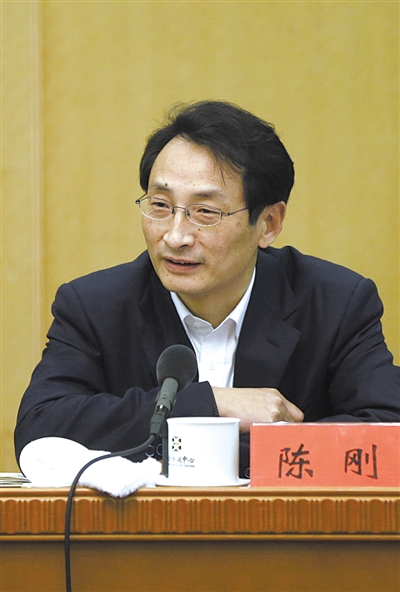昨日，北京市人大代表、北京市副市長陳剛參與豐臺團(tuán)小組討論。 新京報(bào)記者 浦峰 攝