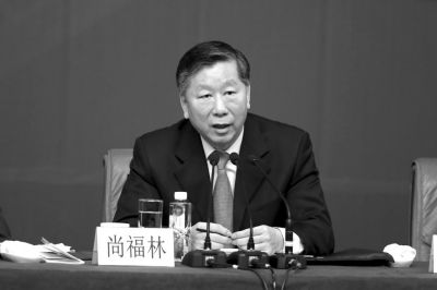 銀監(jiān)會主席尚福林。記者王海欣攝