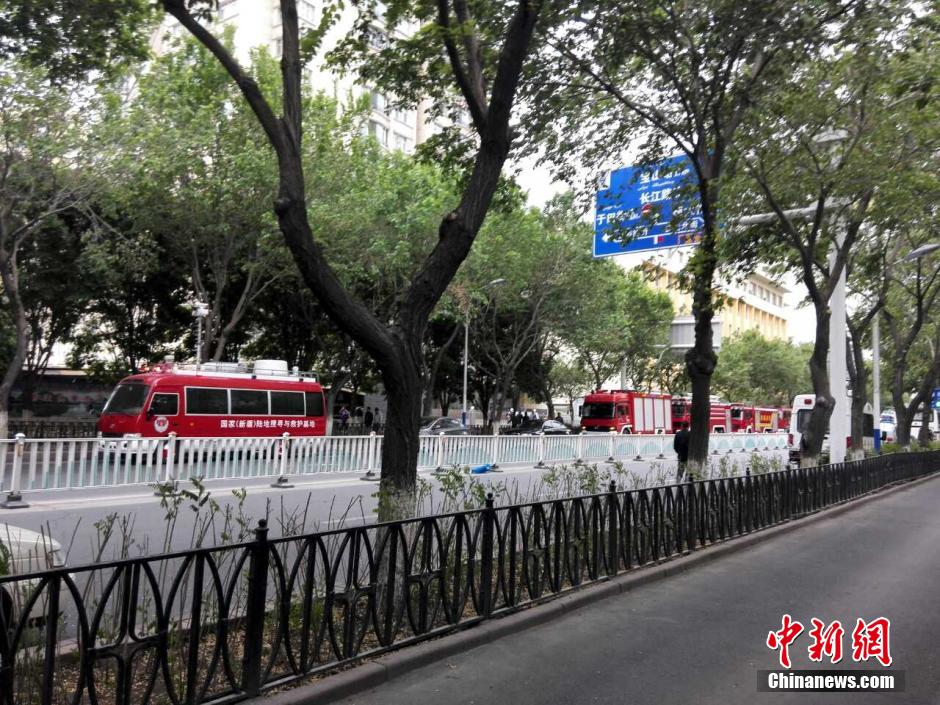 自治區(qū)和烏魯木齊市有關(guān)部門迅速處置，傷員已全部送往醫(yī)院救治。