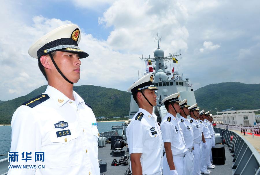6月9日，在三亞某軍港，?？谂灩俦谂烎剂嘘牎? width=