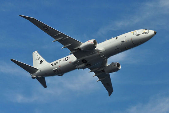 　　美國海軍的海神P-8巡邏機(jī)專門從事遠(yuǎn)距離任務(wù)，包括情報搜集和偵察。