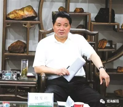 對于商人、老板的“雅贈”，倪發(fā)科從不拒絕