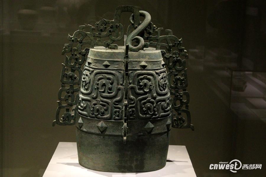 天水出土的青銅重器秦子镈。