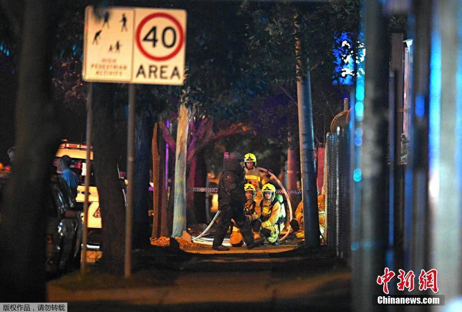 澳洲男子試圖駕車(chē)襲擊警察局 車(chē)上裝滿煤氣罐