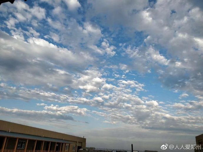 又被鄭州的藍天刷屏！隨便一拍就是手機壁紙