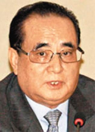 李秀勇曾照料金正恩兄妹。