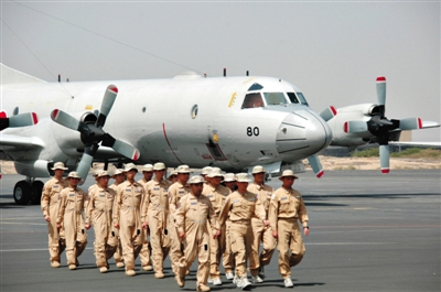 吉布提機(jī)場(chǎng)，日本海上自衛(wèi)隊(duì)的兩架P-3C飛機(jī)抵達(dá)，在亞丁灣執(zhí)行反海盜任務(wù)。