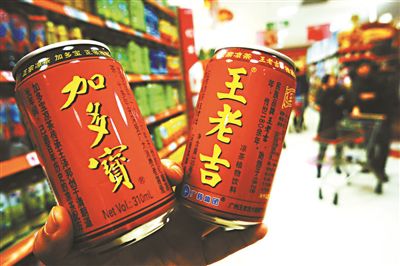廣東省高級(jí)人民法院一審宣判，紅罐涼茶裝潢所有權(quán)歸屬于王老吉，加多寶稱將上訴供圖/CFP