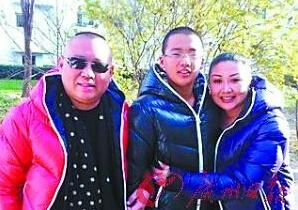 郭德綱、郭德綱兒子和郭德綱妻子。（資料圖）